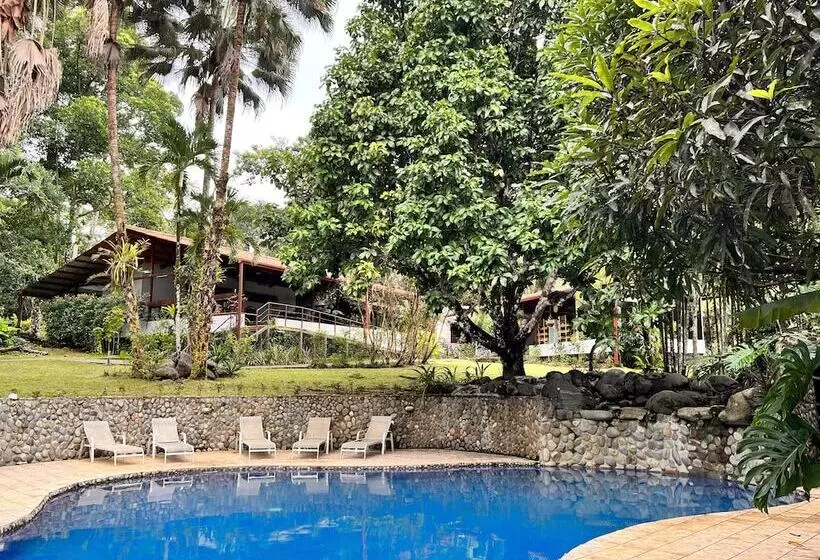 Blue Banyan Inn