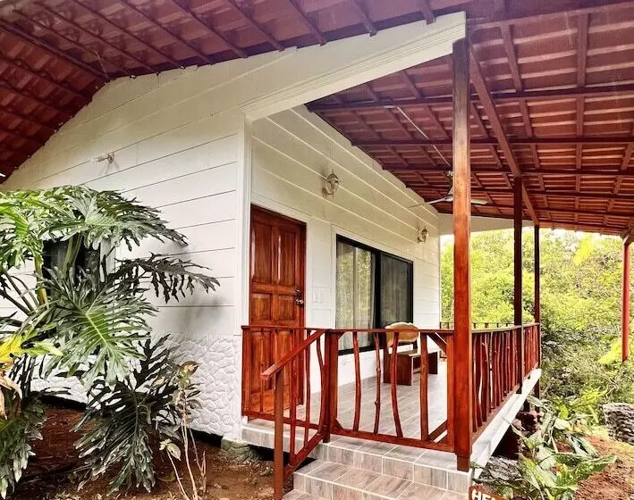 Blue Banyan Inn
