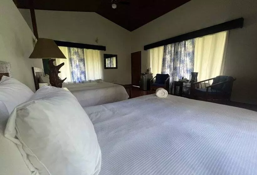 Blue Banyan Inn