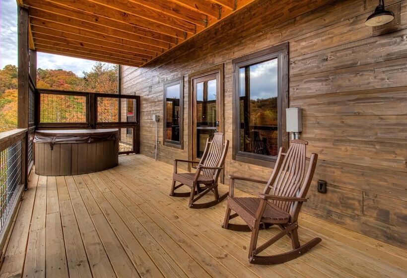 Honey Bear Hill #326