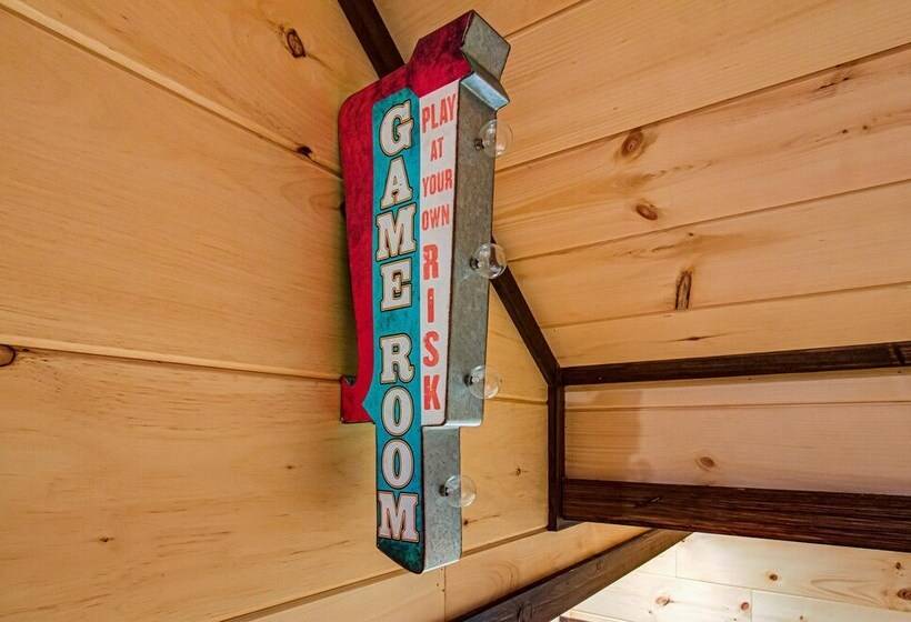 Honey Bear Hill #326