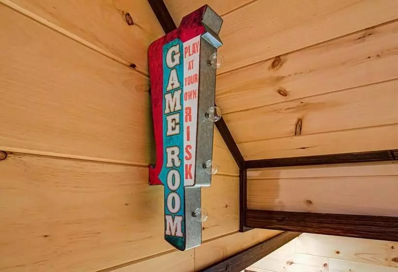 Honey Bear Hill #326