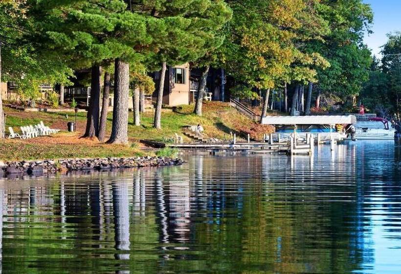 فندق Chanticleer Inn