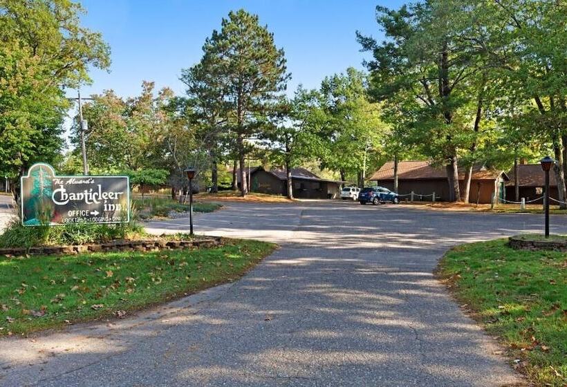 فندق Chanticleer Inn