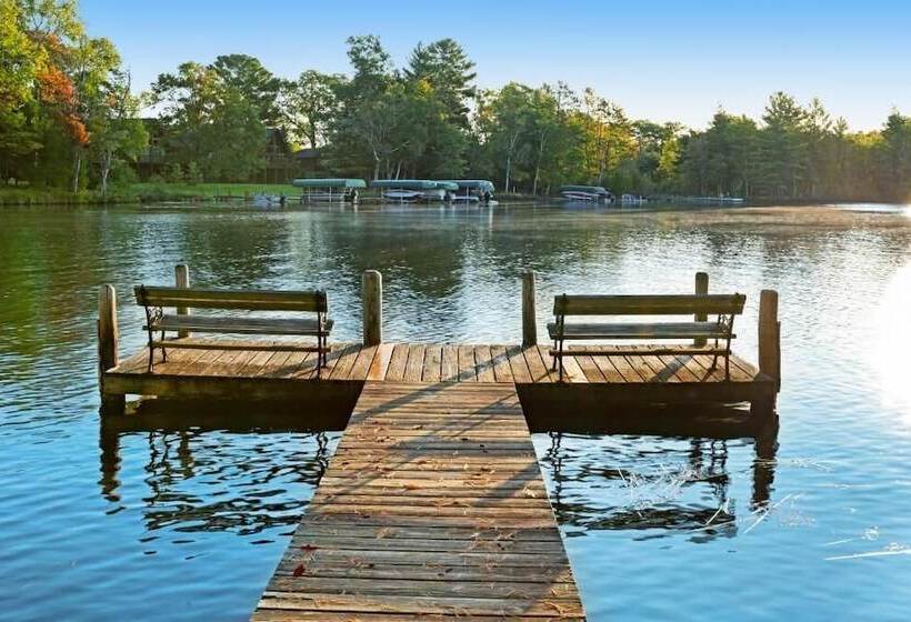 فندق Chanticleer Inn