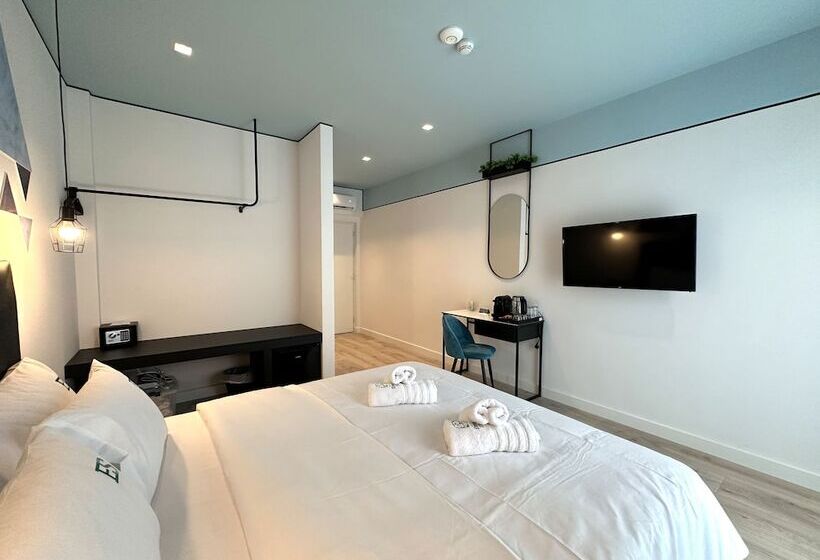 Hotel Urban Elephant Suites