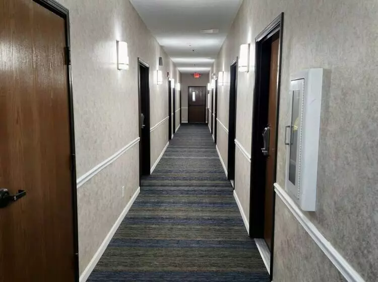 Motelli Budget Inn By OYO Barnesville Hwy 41