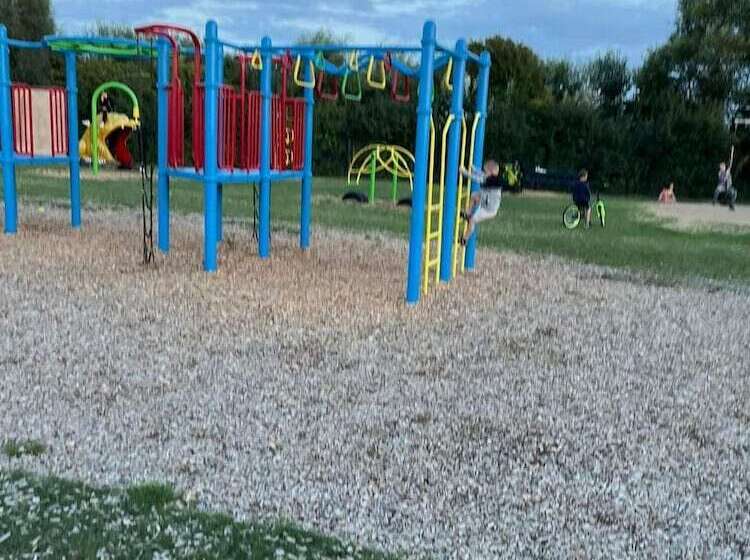 レジデンス 149 Unity Beach 6 Berth Encl Garden No Pets