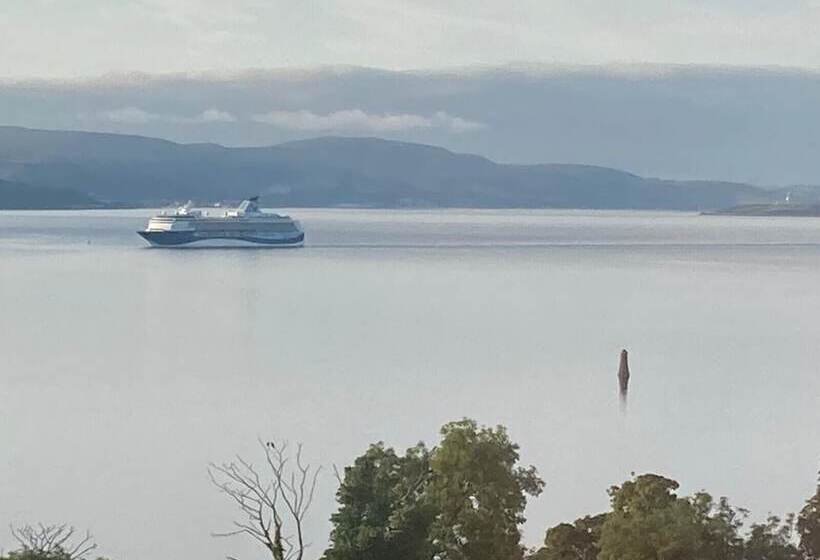 レジデンス Coastal Farm Cottage With Epic Views