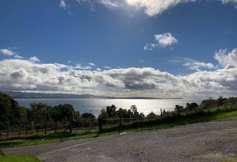 レジデンス Coastal Farm Cottage With Epic Views