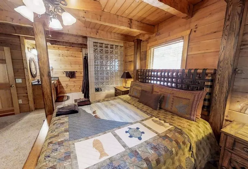 Smoky Mountain Lodge