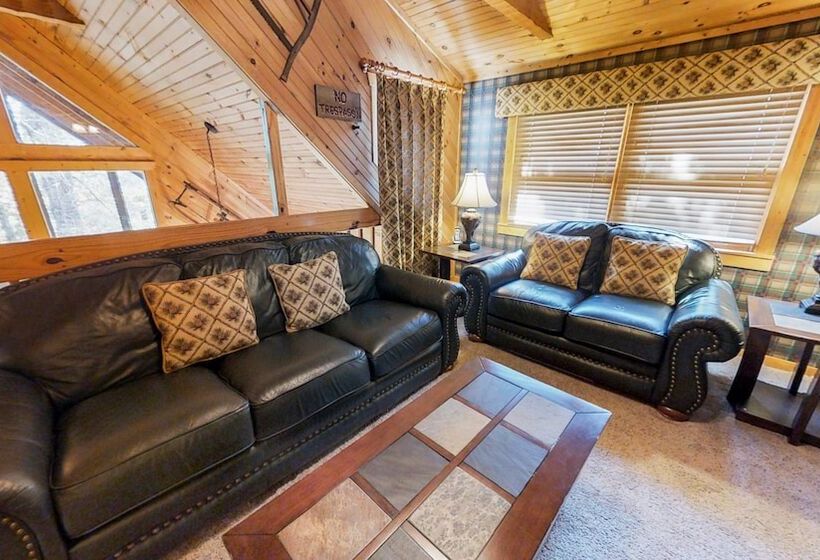 Smoky Mountain Lodge