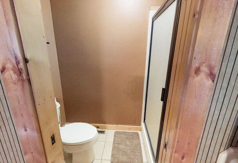 Smoky Mountain Lodge