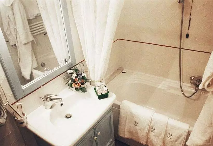 تختخواب و صبحانه Bagno Santo Residence