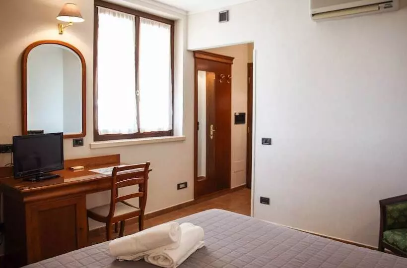 تختخواب و صبحانه Bagno Santo Residence