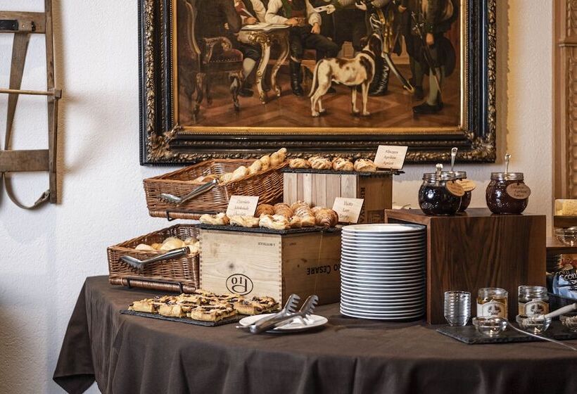 تختخواب و صبحانه Cavallino D Oro