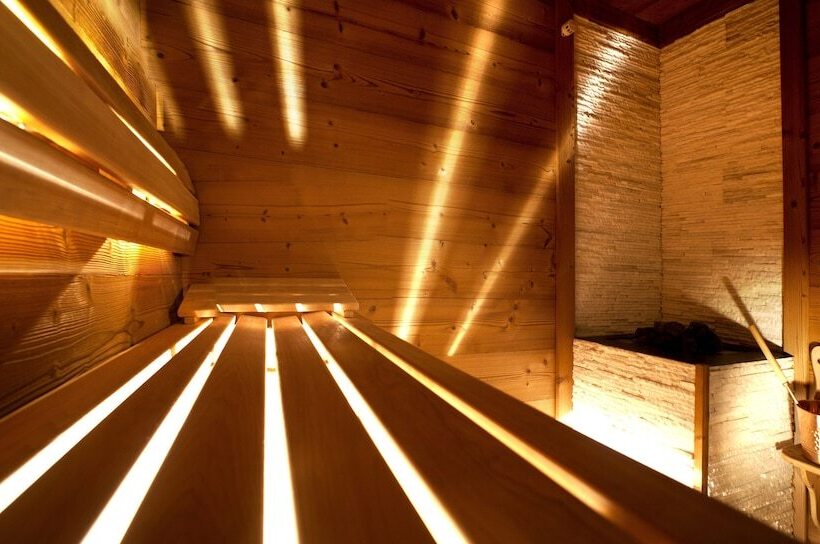 تختخواب و صبحانه Cavallino D Oro