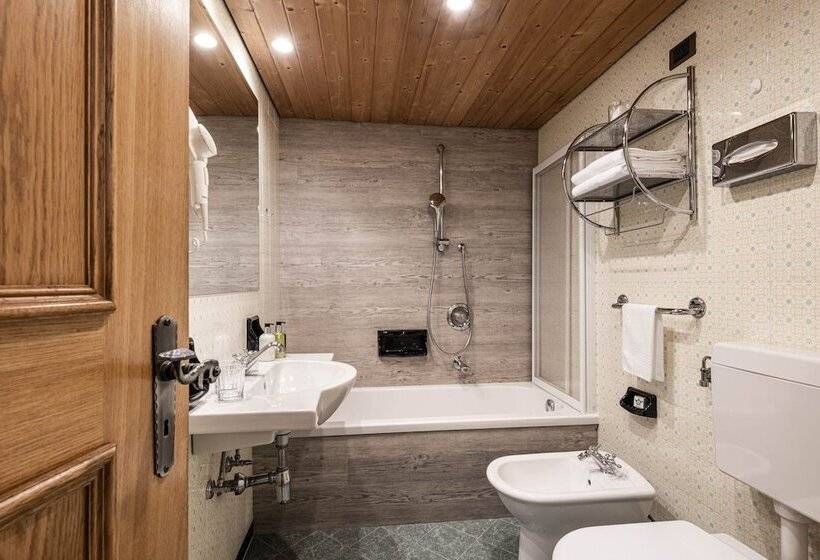 تختخواب و صبحانه Cavallino D Oro