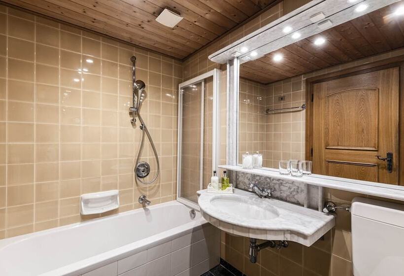 تختخواب و صبحانه Cavallino D Oro