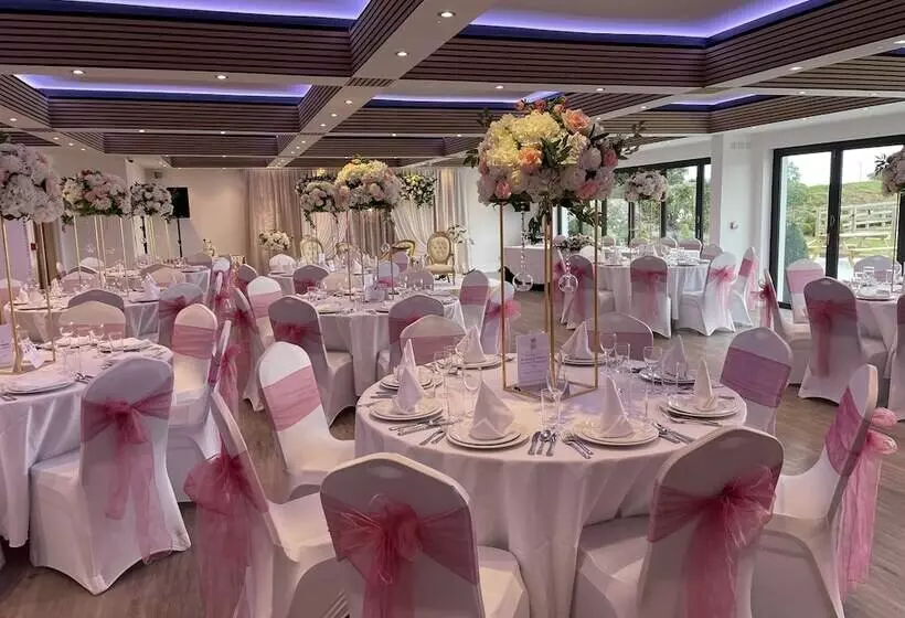 Aamiaismajoitus (B&B) The Boutique Hotel By The Snooty Mehmaan