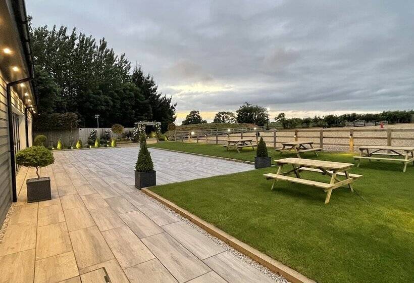 Bed and Breakfast The Boutique Hotel By The Snooty Mehmaan