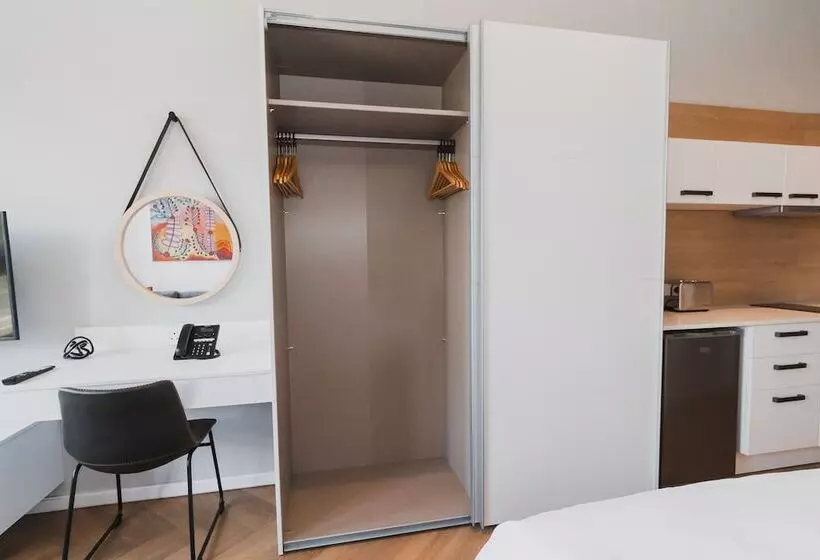 Bridgewater Apartments