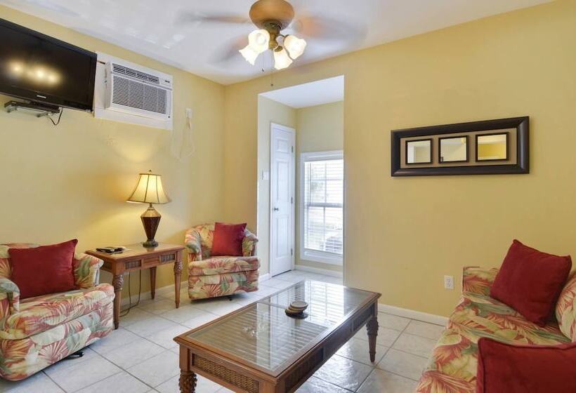 Casa Grande By Avantstay Dt Key West Near South Beach W/ Pool