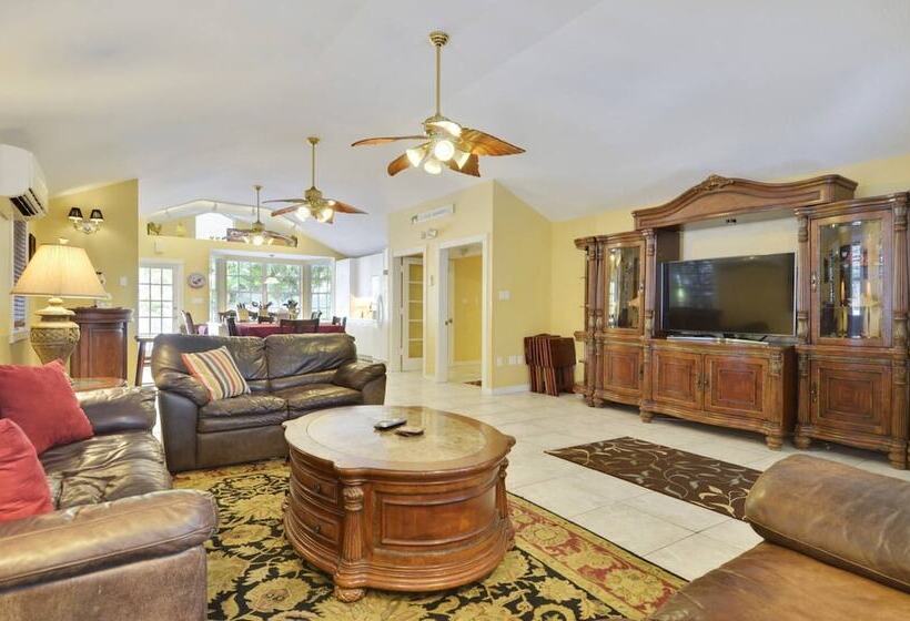 Casa Grande By Avantstay Dt Key West Near South Beach W/ Pool
