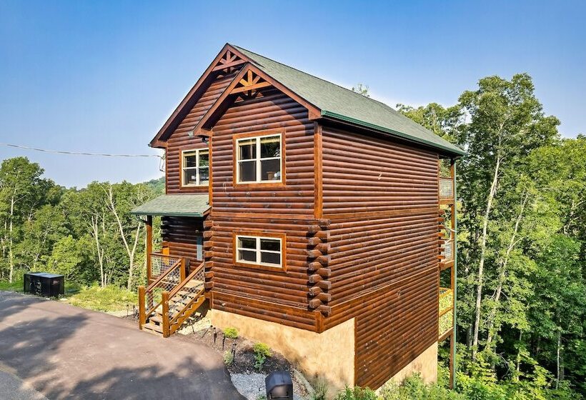 Eagle Splash Vista| Pool Projector, Pet Friendly, Game Room