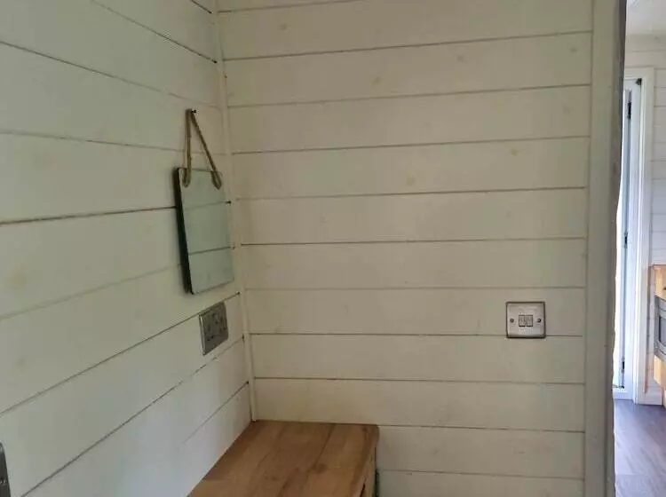 Glamping Hut   Riverview 5