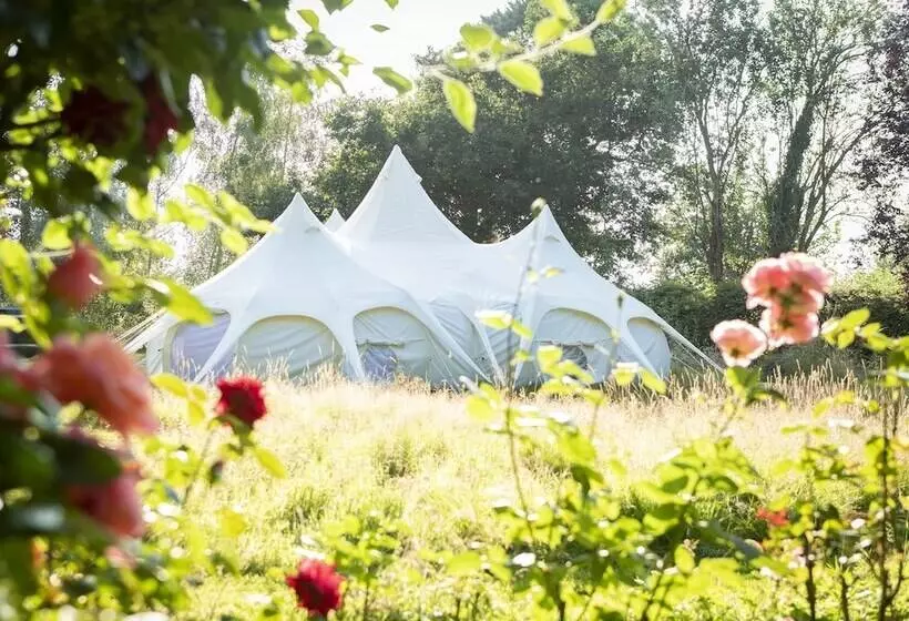Hotelli 8 Bed Lotus Belle Mahal Tent In The Wye Valley