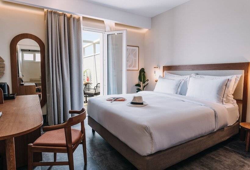 Отель Brown Seaside Loutraki