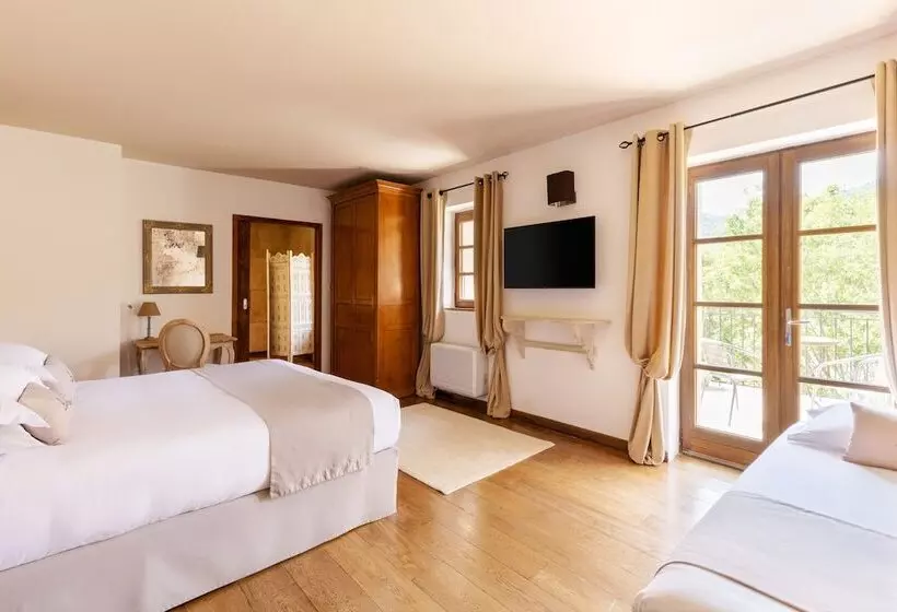 Hotelli Domaine Du Reginu