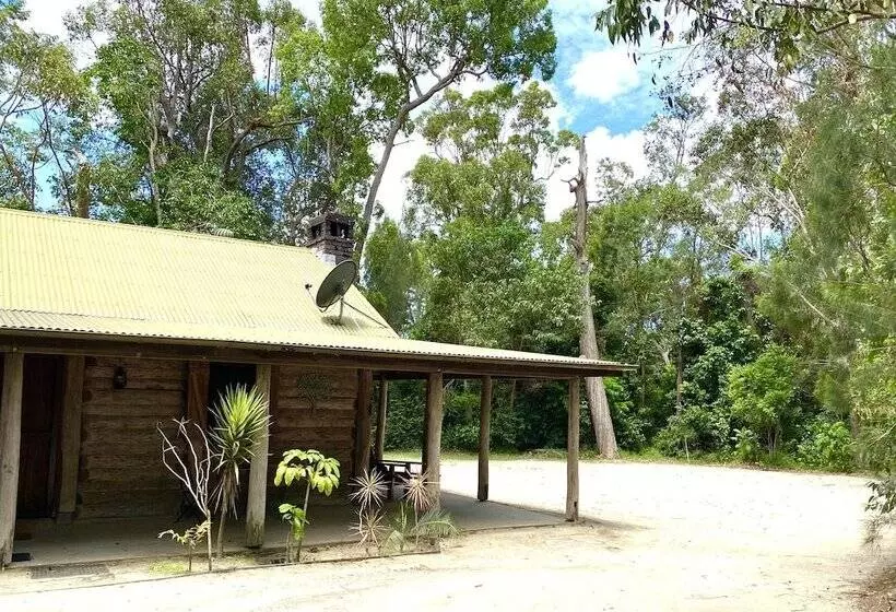 ホテル Ferns Hideaway Resort