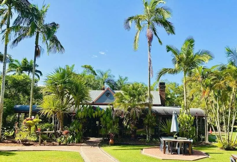 ホテル Ferns Hideaway Resort