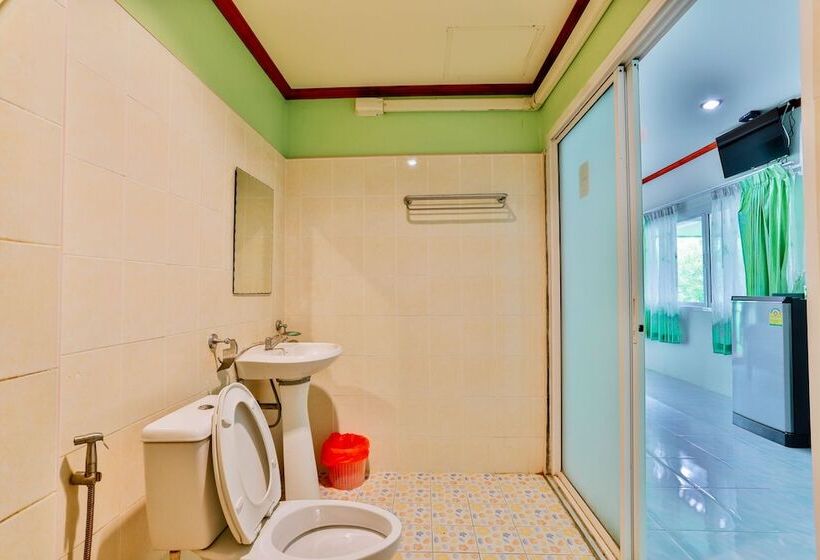 Hotelli Ingthara Resort