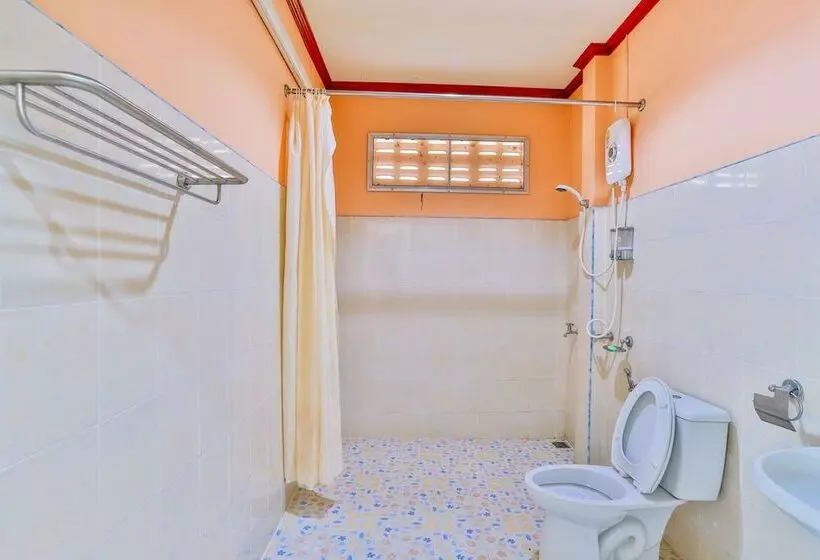 Hotelli Ingthara Resort