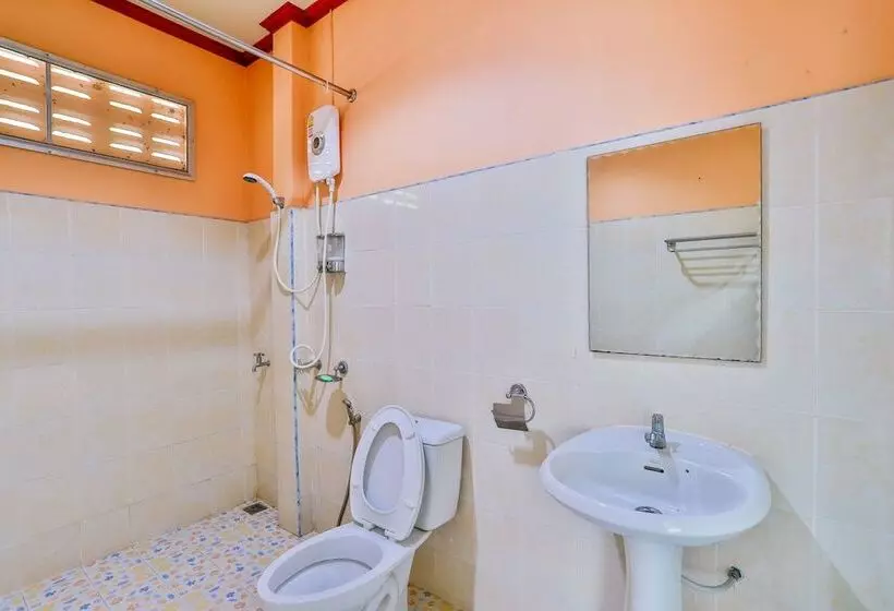 Hotelli Ingthara Resort