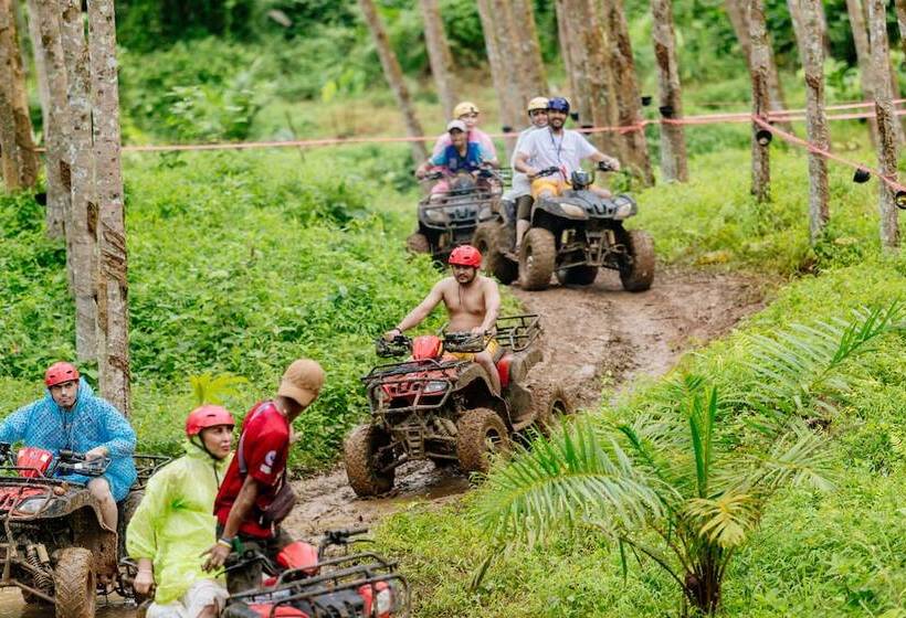 Hotelli Ingthara Resort