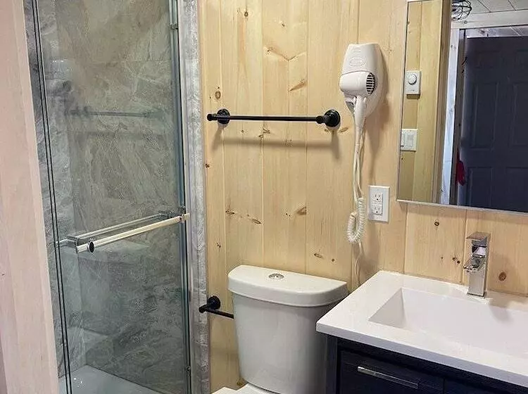 Hotelli Riverdale Resort