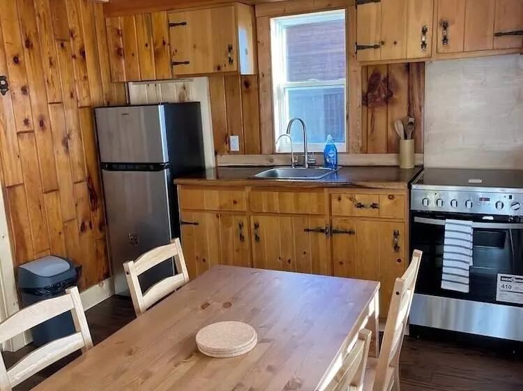 Hotelli Riverdale Resort