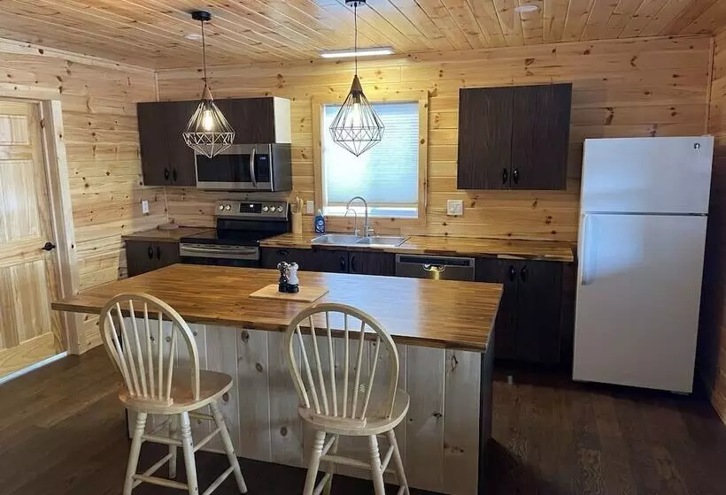 Hotelli Riverdale Resort