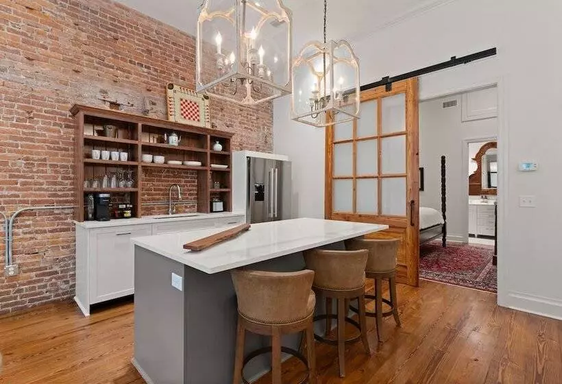 Hotelli The Kress Brunswick