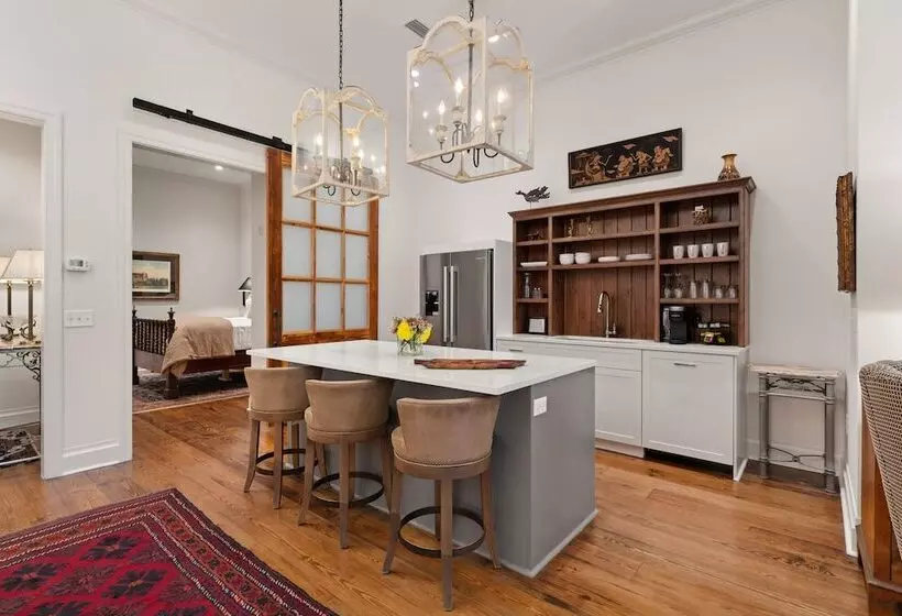 Hotelli The Kress Brunswick