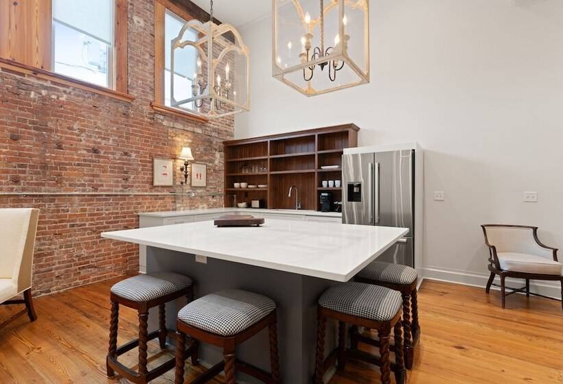 فندق The Kress Brunswick