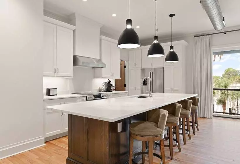 Hotelli The Kress Brunswick