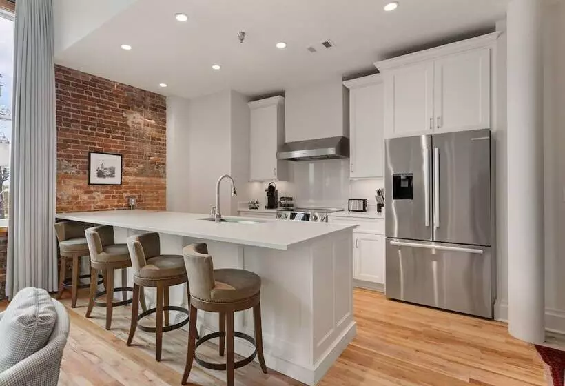 Hotelli The Kress Brunswick