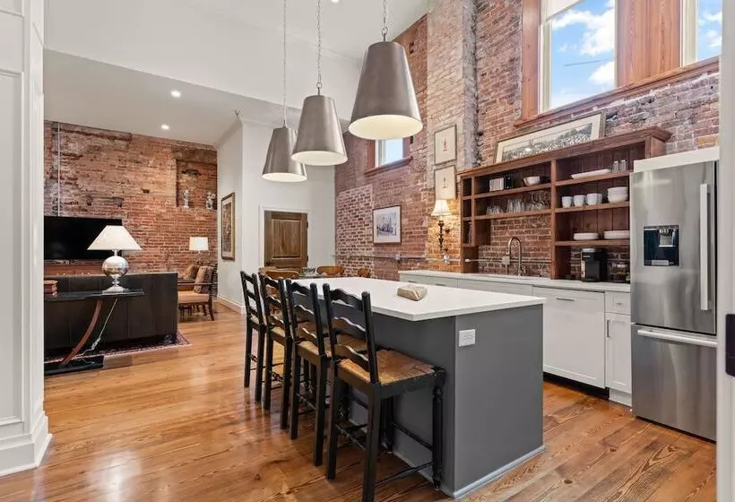 Hotelli The Kress Brunswick