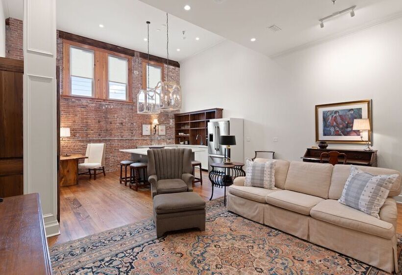 فندق The Kress Brunswick