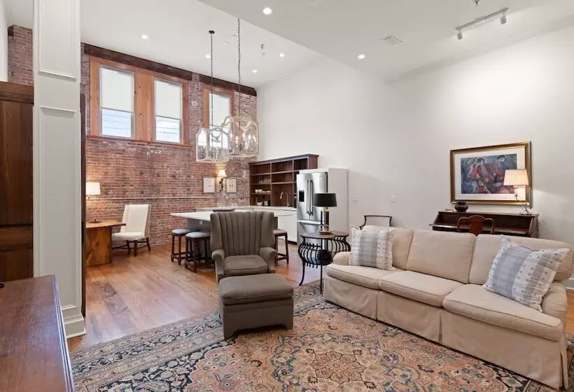 Hotelli The Kress Brunswick